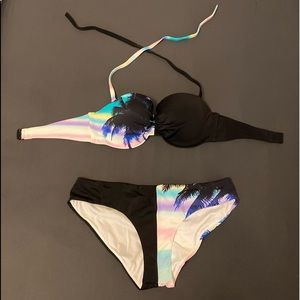 Victoria’s Secret bikini BOTTOMS, M